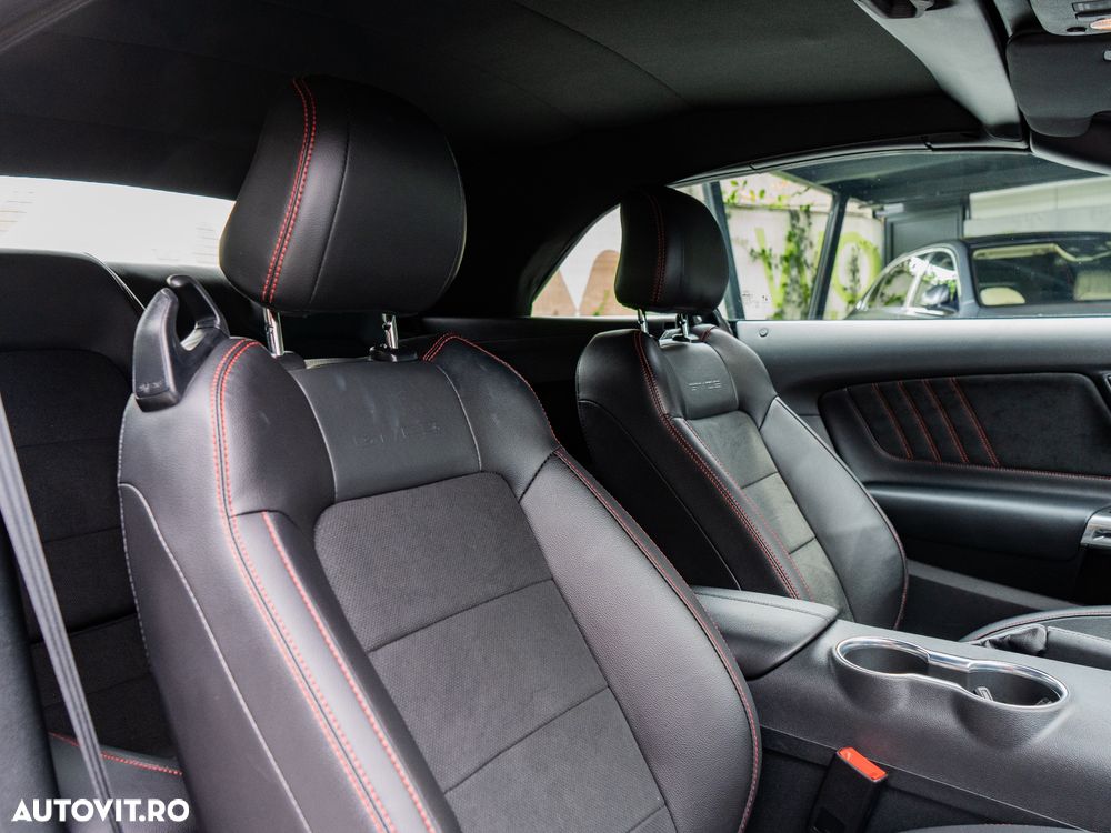 Ford Mustang 5.0 V8 Aut. GT - 35