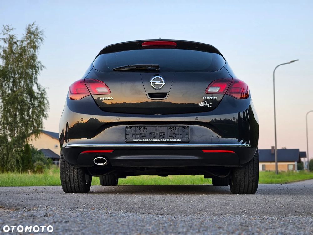 Opel Astra 1.4 T Cosmo - 17
