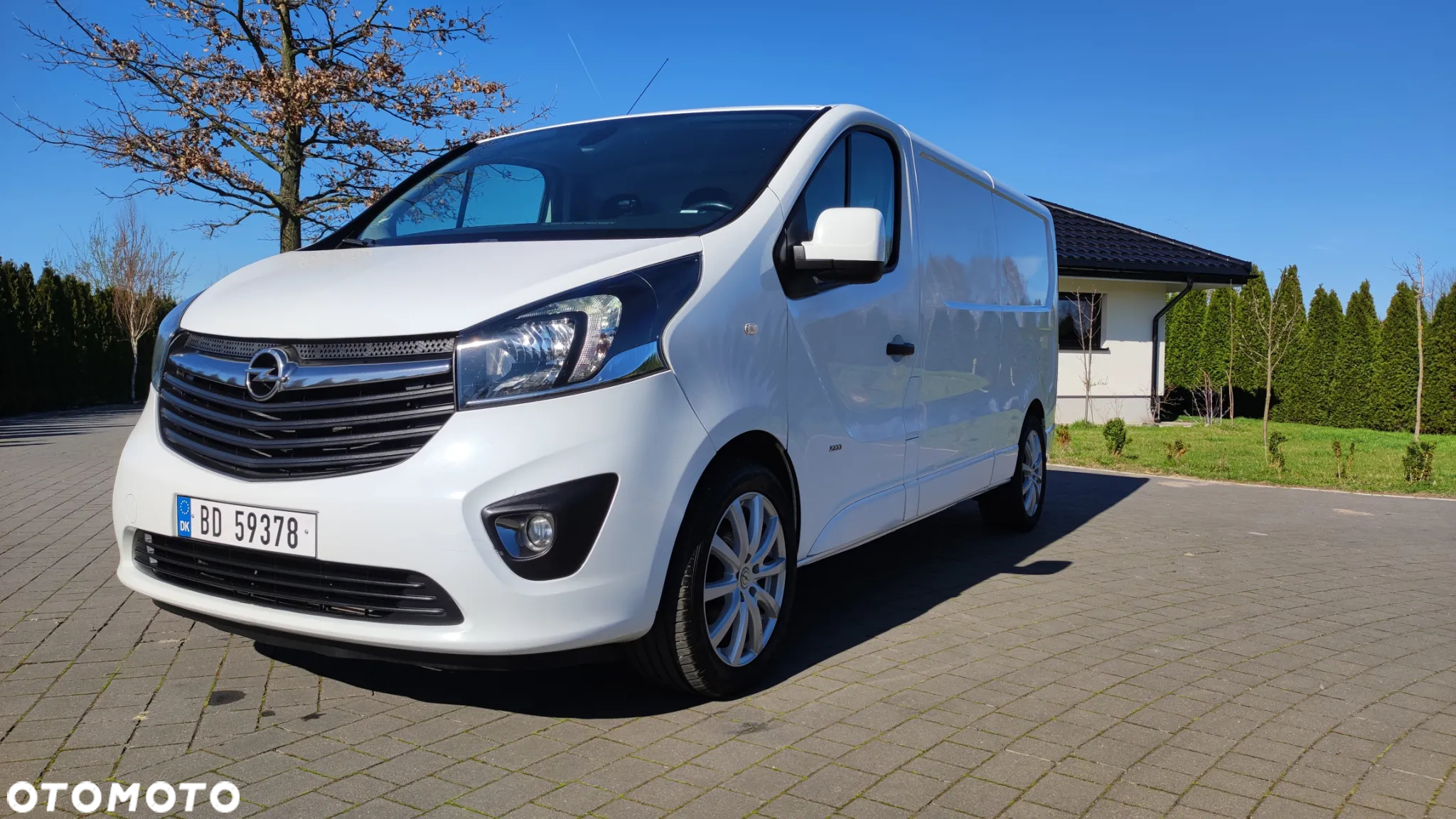 Renault Trafic - 26