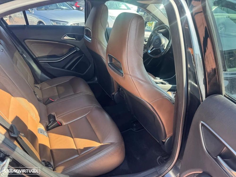 Mercedes-Benz A 220 - 16