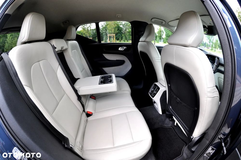 Volvo XC 40 D3 AWD Inscription - 23