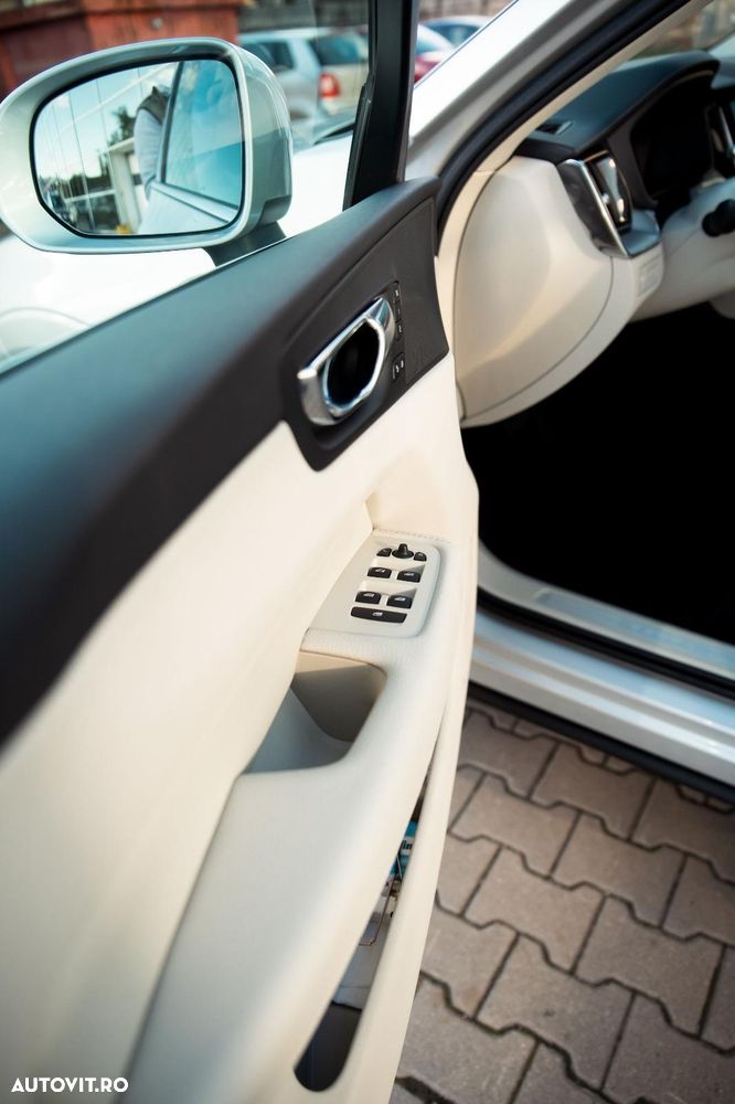 Volvo XC 60 - 20