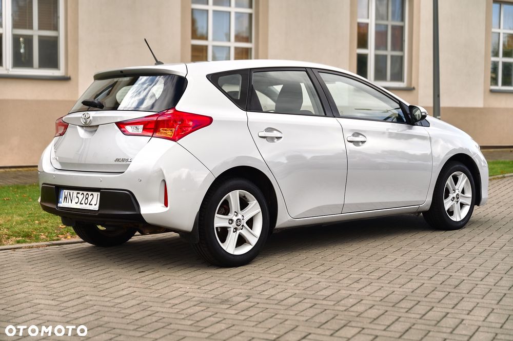 Toyota Auris 1.6 Dynamic - 19
