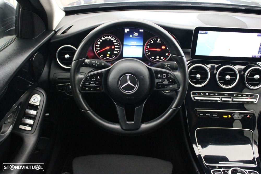 Mercedes-Benz C 200 - 10