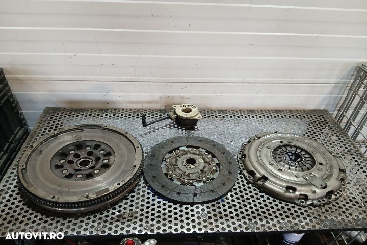 Kit ambreiaj  04L141031L 03N105266L 04L141031L 03N105266L 2.0 TDI Vol - 1