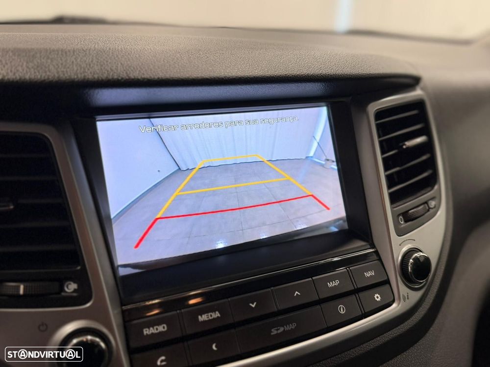Hyundai Tucson 1.7 CRDi Premium - 11