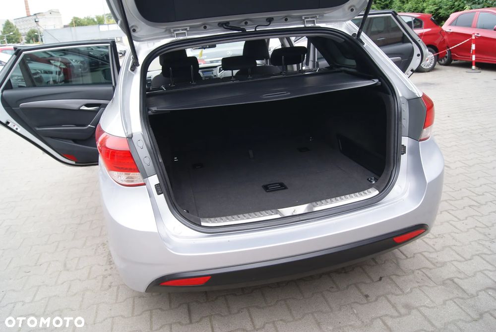 Hyundai i40 Kombi blue 1.7 CRDi Premium - 10