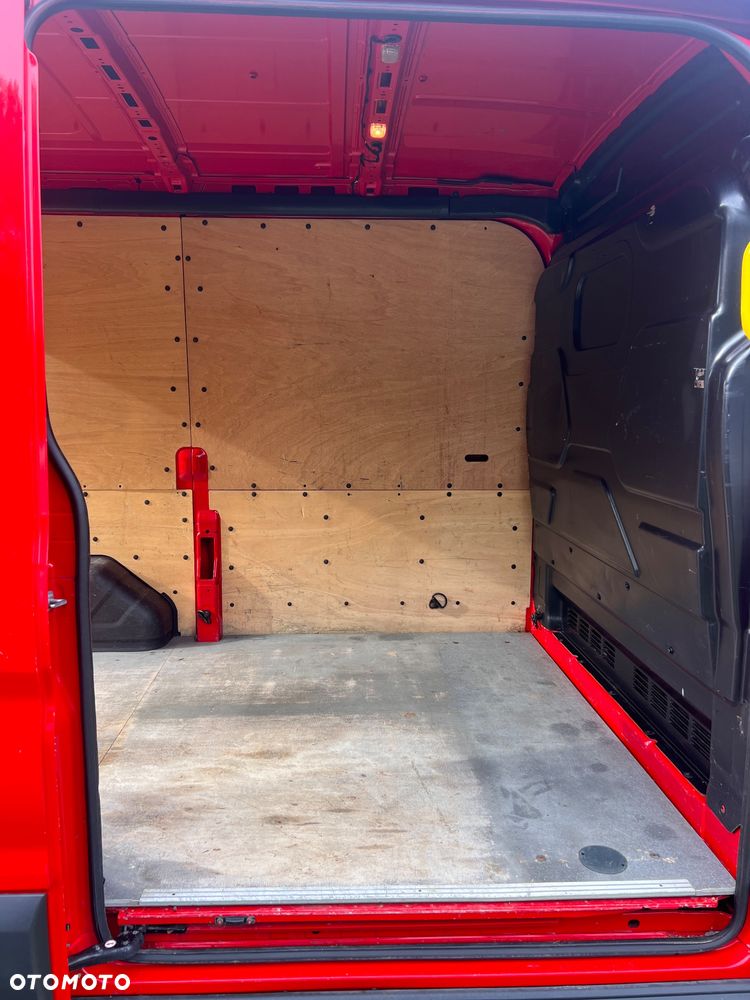 Ford Transit - 27