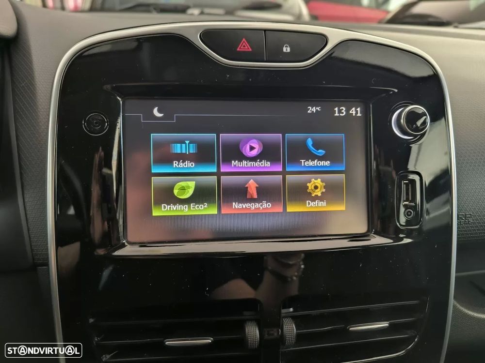 Renault Clio - 18