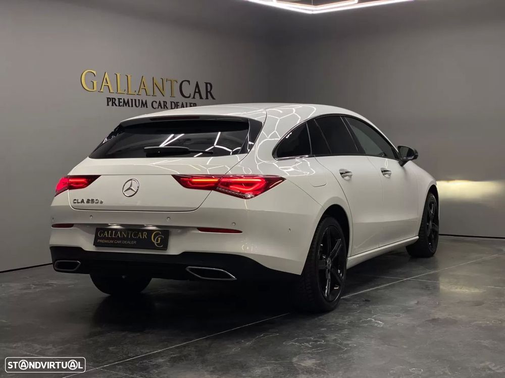 Mercedes-Benz CLA 250 e Shooting Brake Progressive - 9