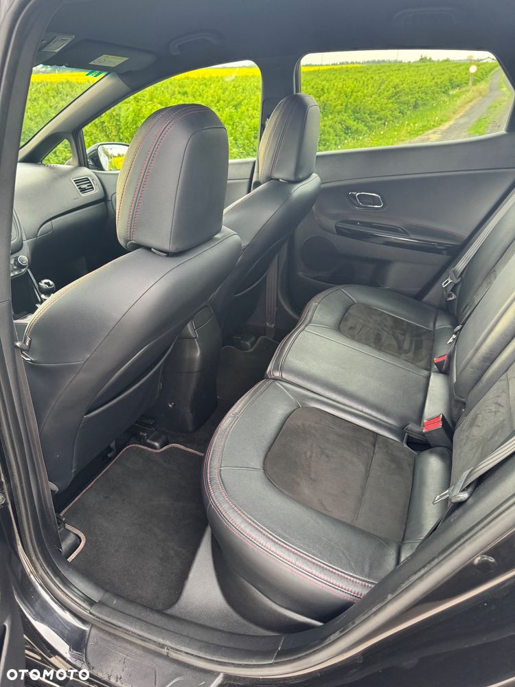 Kia Ceed 1.6 T-GDI GT - 19