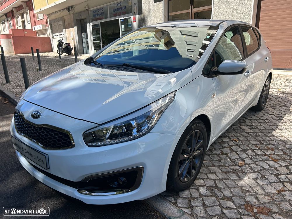 Kia Ceed - 1