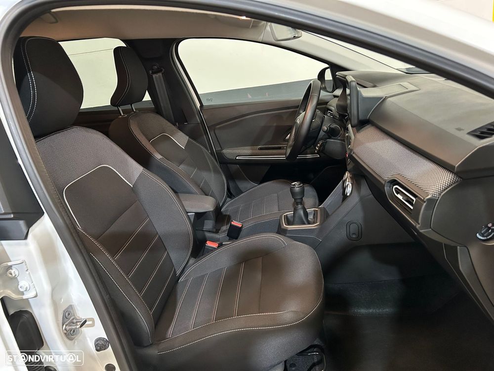 Dacia Jogger 1.0 TCe Extreme 7L - 19