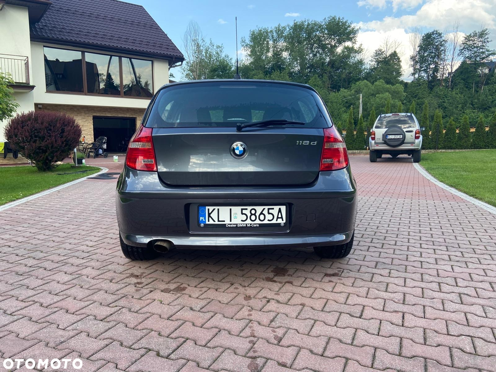 BMW Seria 1 118d - 6