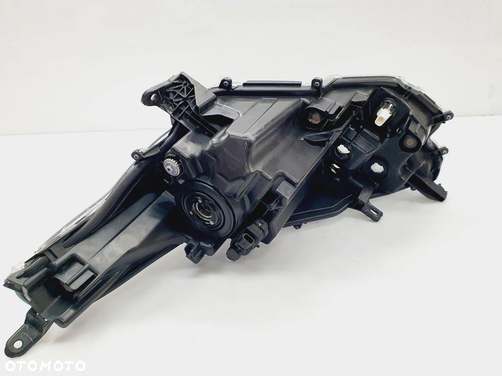 TOYOTA YARIS IV 4 19r+ LAMPA PRAWA PRZÓD KOITO K0-6 ORYGINAŁ EU!!! - 6