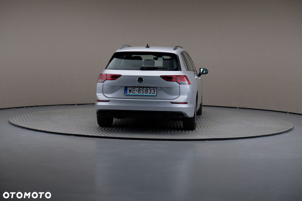 Volkswagen Golf - 5