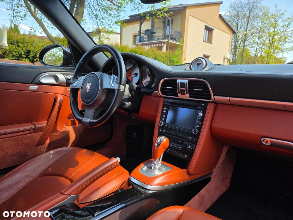 Porsche 911 Carrera 4S PDK - 10
