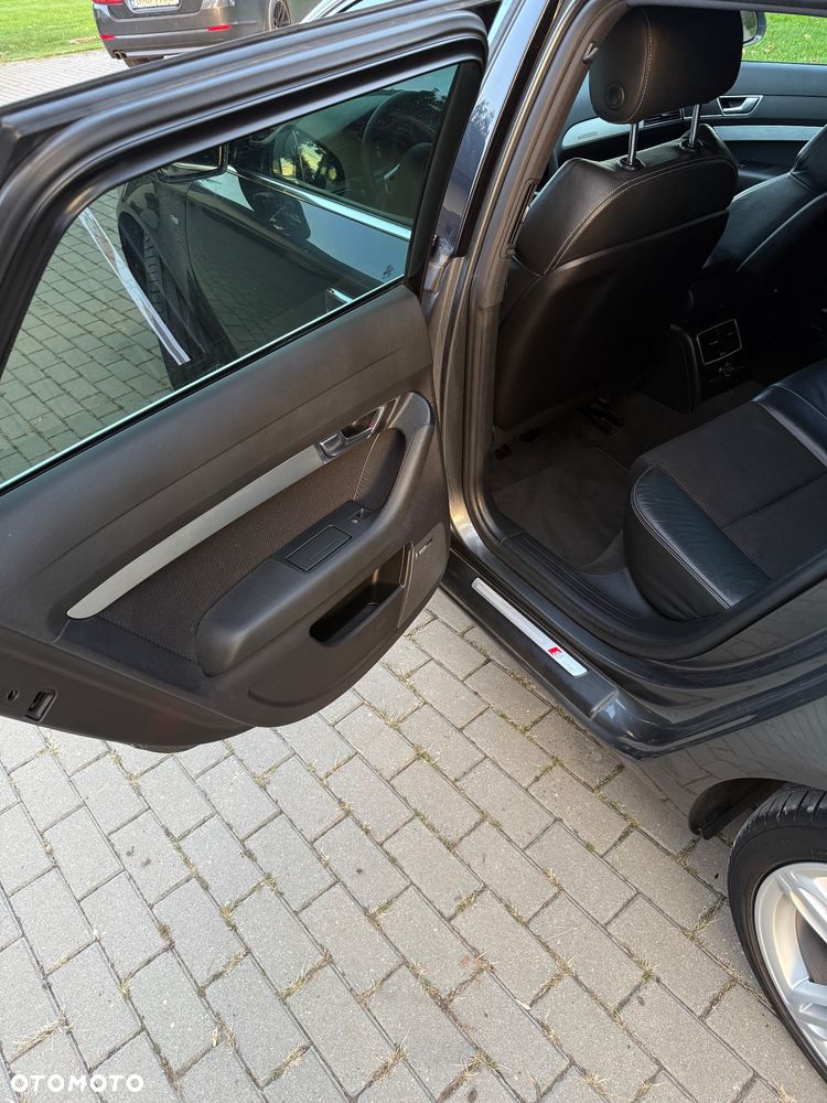 Audi A6 Avant - 21