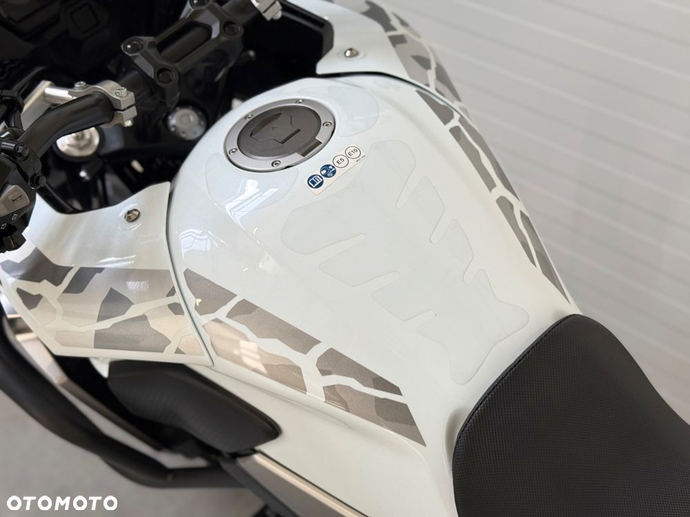 Honda CB - 27