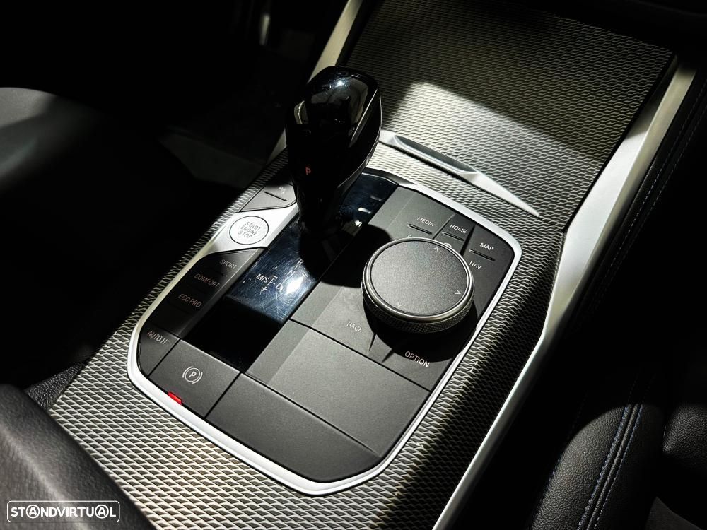 BMW 420 Gran Coupé d Pack 50 anos M Auto - 34