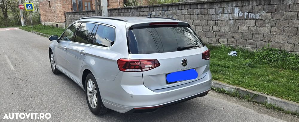 Volkswagen Passat 2.0 TDI SCR DSG Business - 13