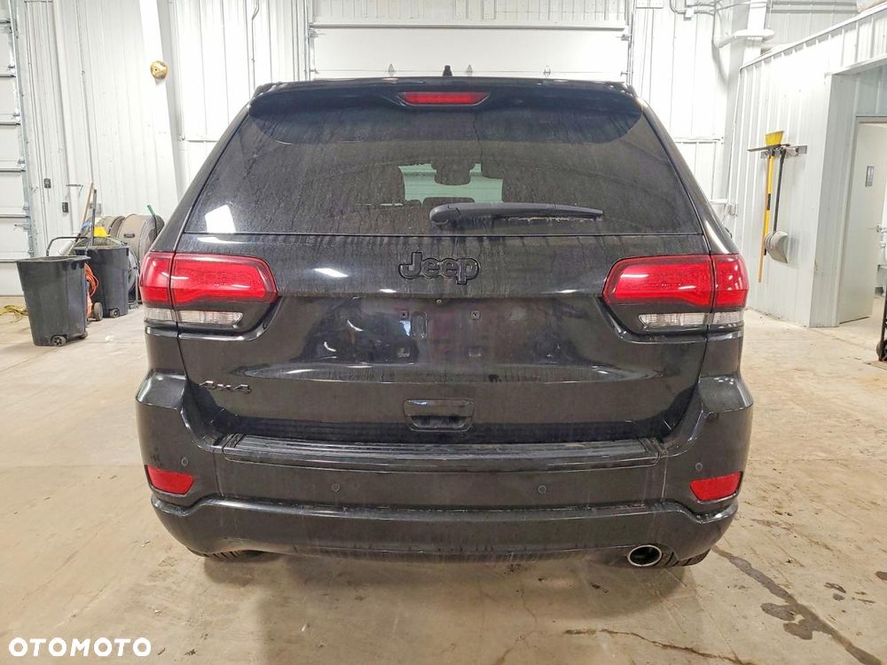 Jeep Grand Cherokee - 3