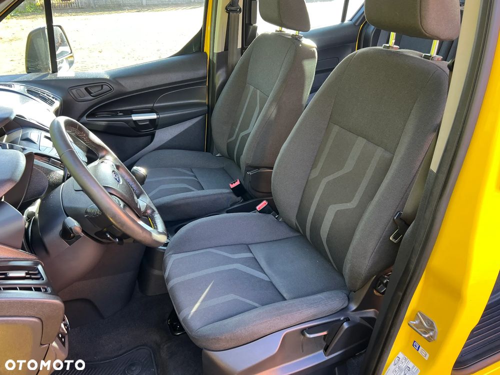 Ford Tourneo Connect - 15