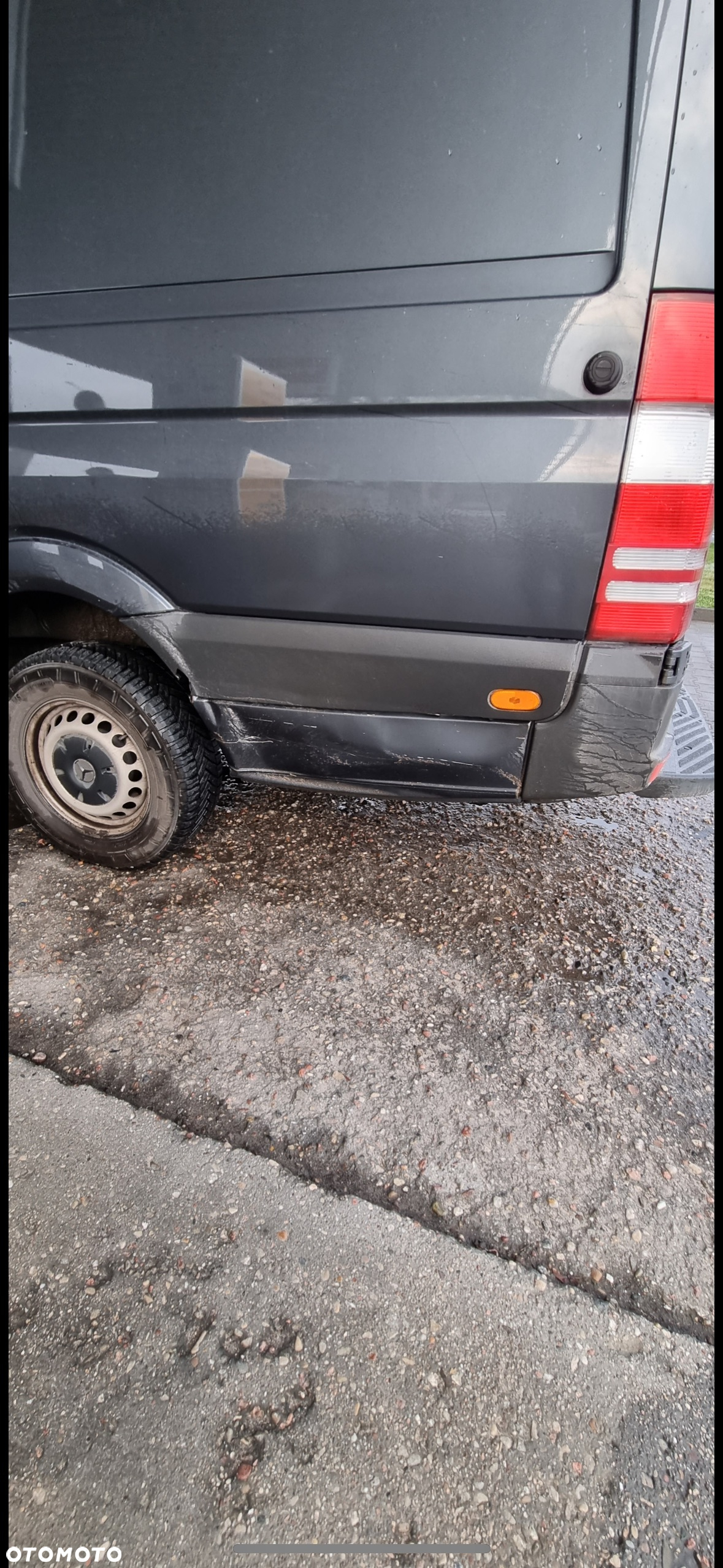 Mercedes-Benz Sprinter - 11