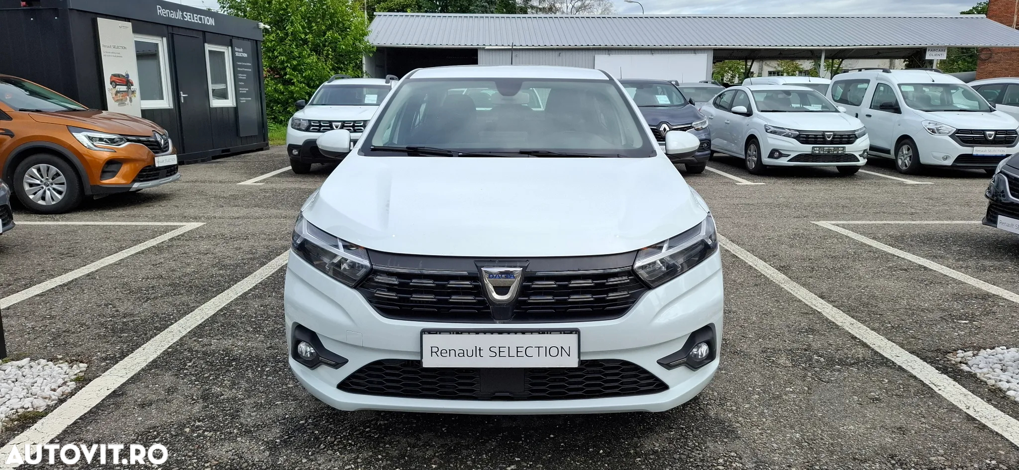 Dacia Logan TCe 90 CVT Comfort - 9