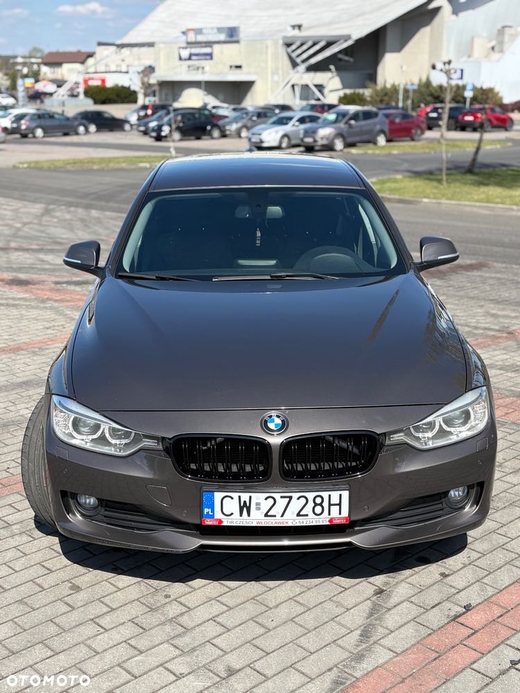 BMW Seria 3 318d - 3