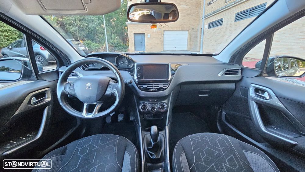 Peugeot 2008 1.6 BlueHDi Allure - 13