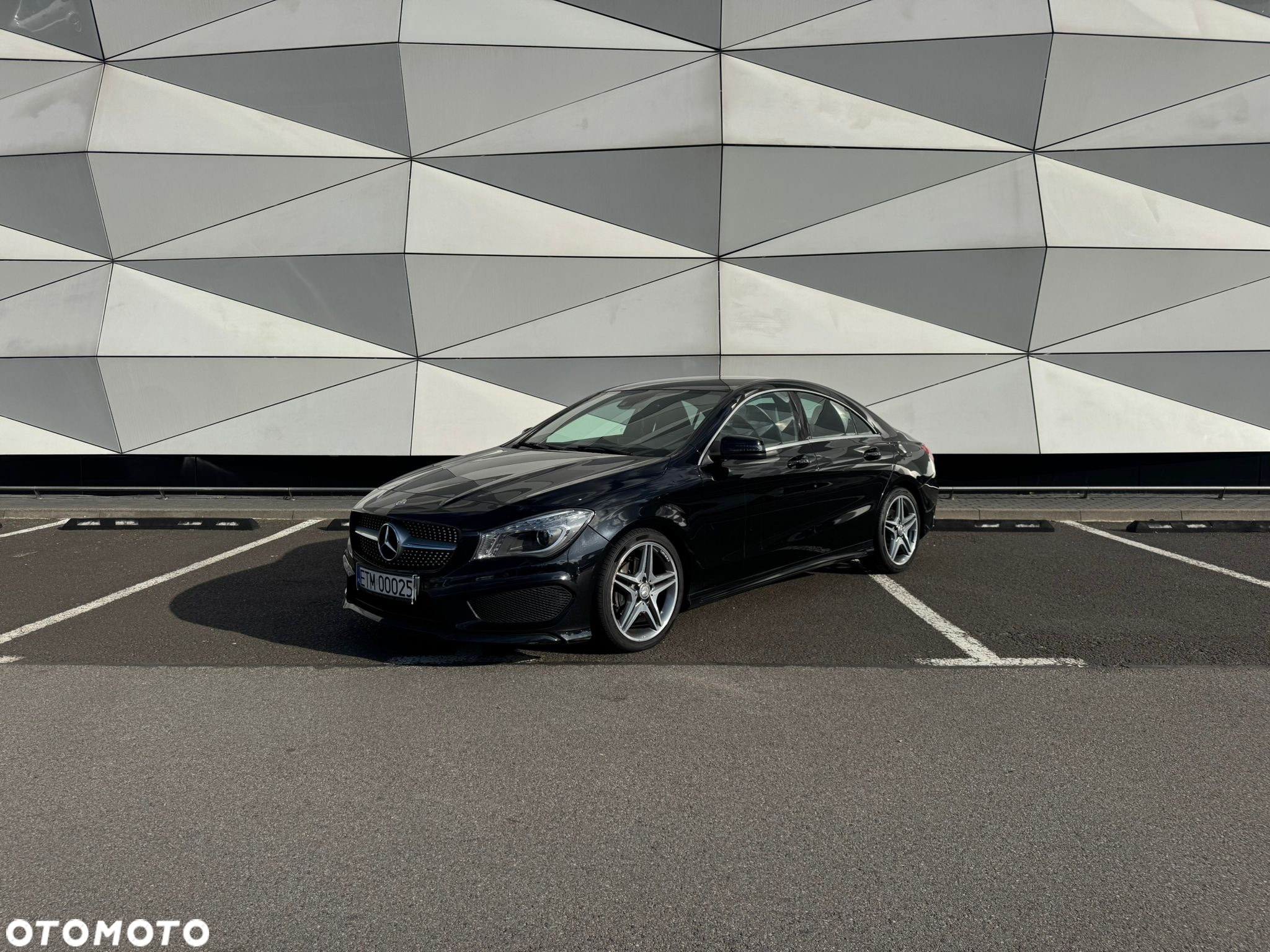 Mercedes-Benz CLA - 2