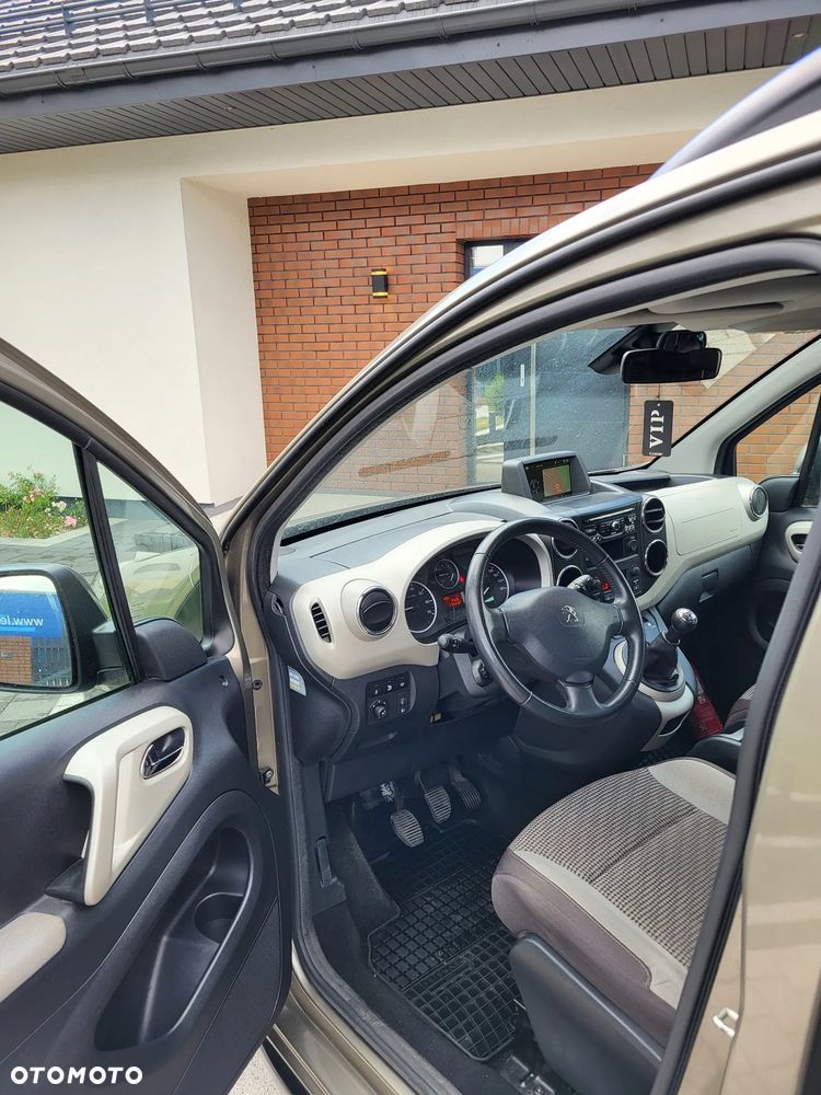 Peugeot Partner 1.6 HDi Outdoor 7os - 16