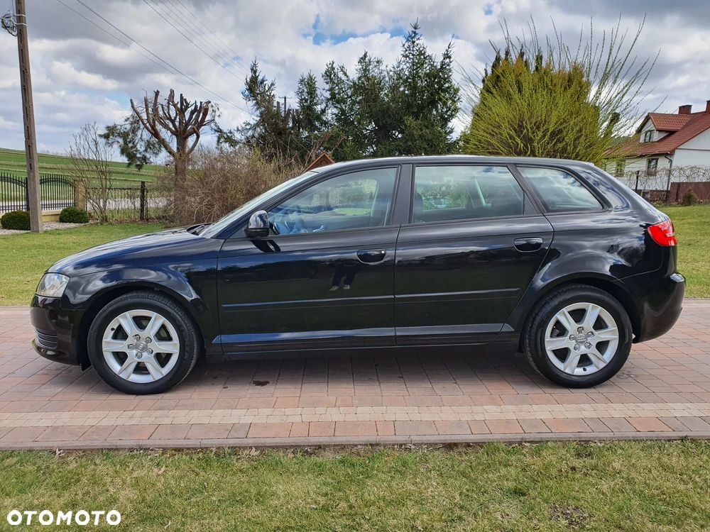 Audi A3 Sportback 2.0 TDI DPF Attraction - 3