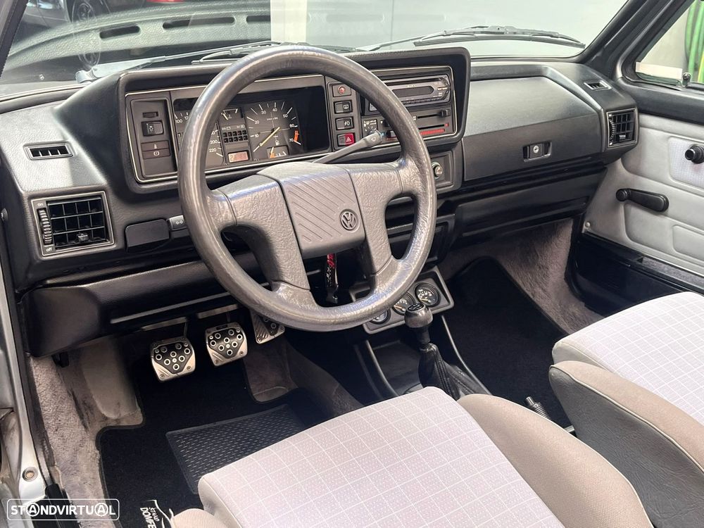 VW Golf Cabriolet - 17