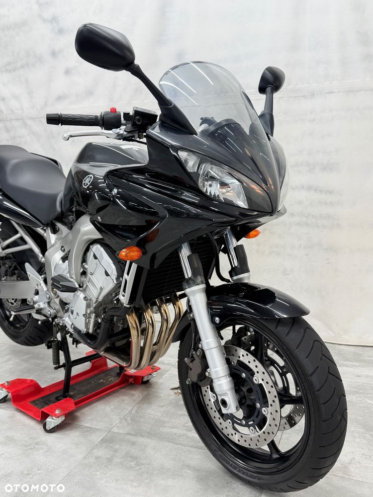 Yamaha FZ6 - 13