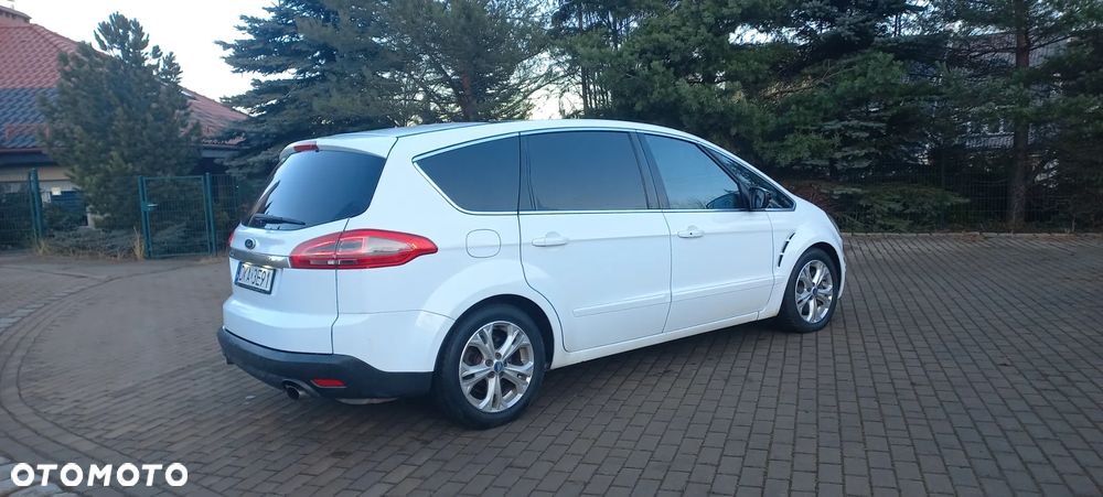 Ford S-Max - 19