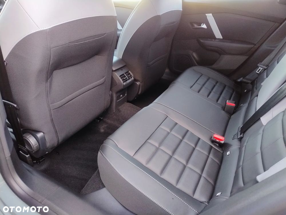 Citroën C4X 1.2 mHEV Max eDCT6 - 30