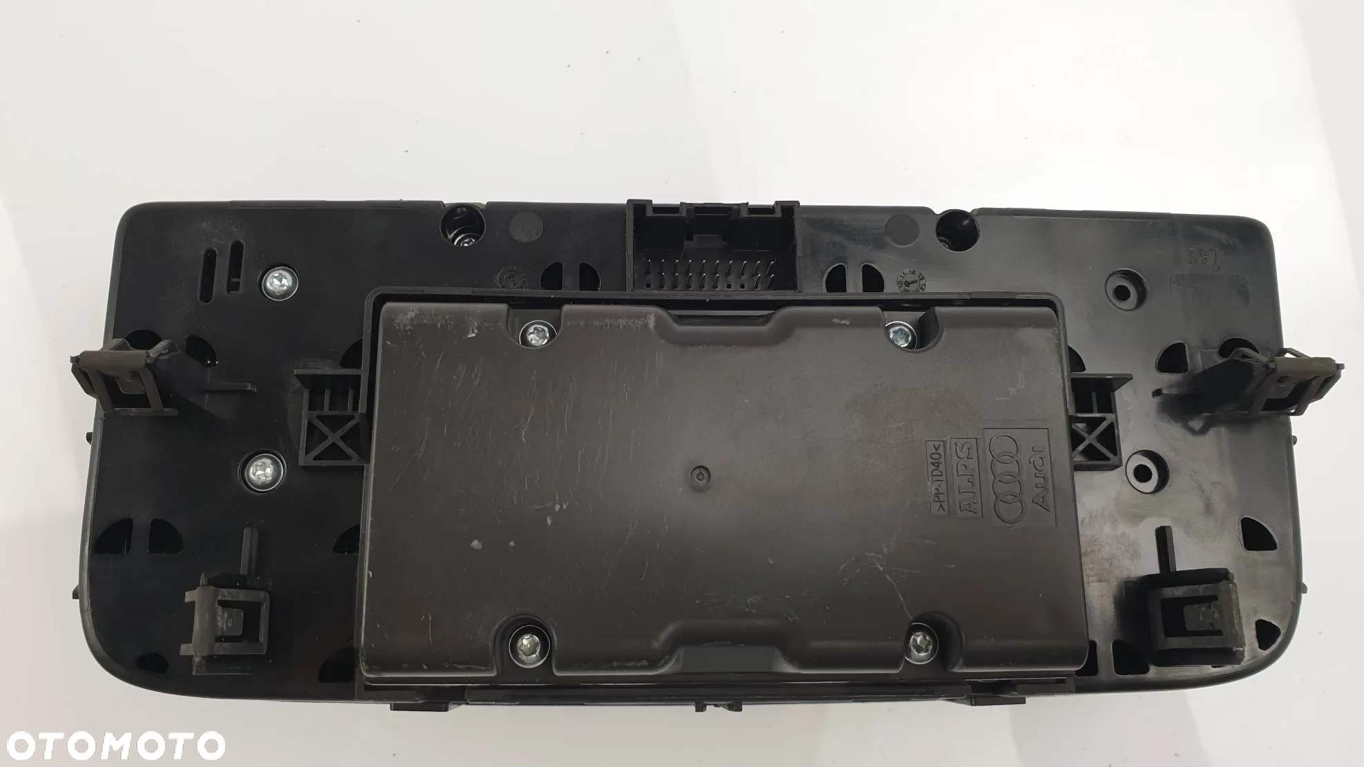 panel radia 4H1919600D Audi A8 D4 - 2
