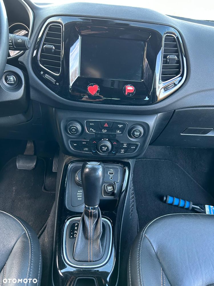 Jeep Compass 1.4 TMair Limited 4WD S&S - 10