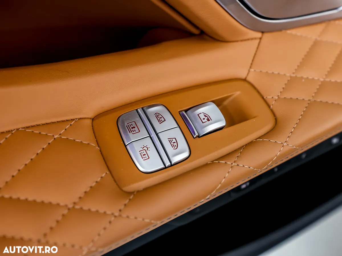 BMW Seria 7 750Li xDrive - 31