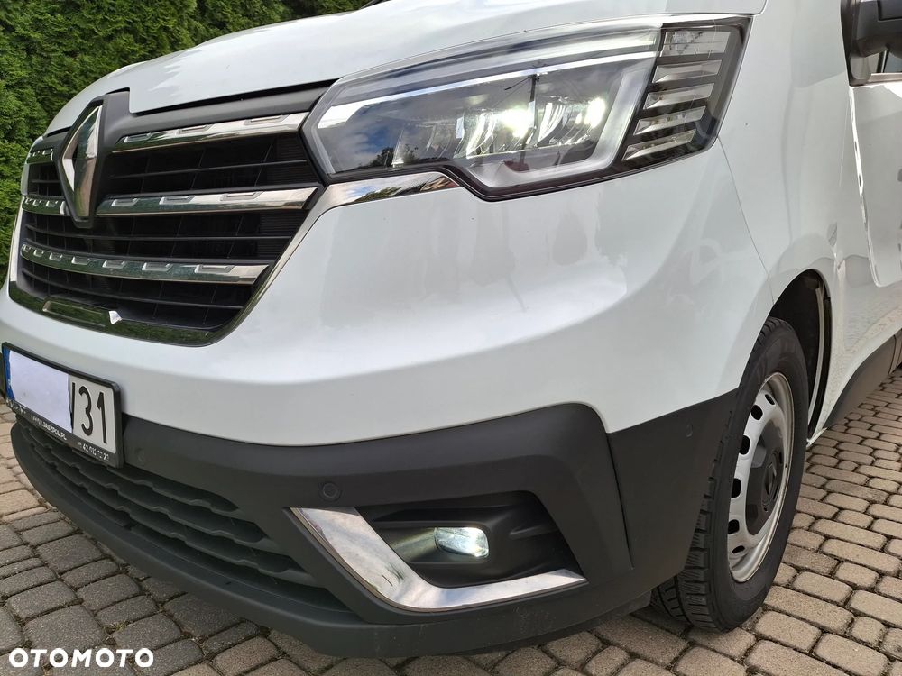 Renault Trafic - 8