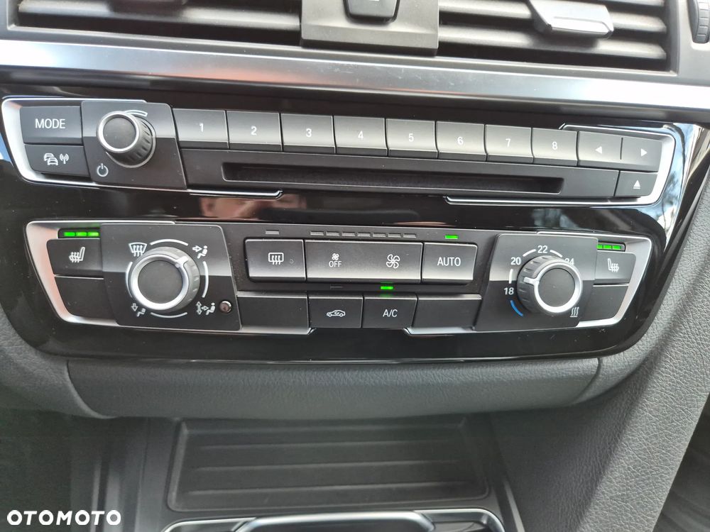 BMW Seria 3 320i Advantage sport - 13