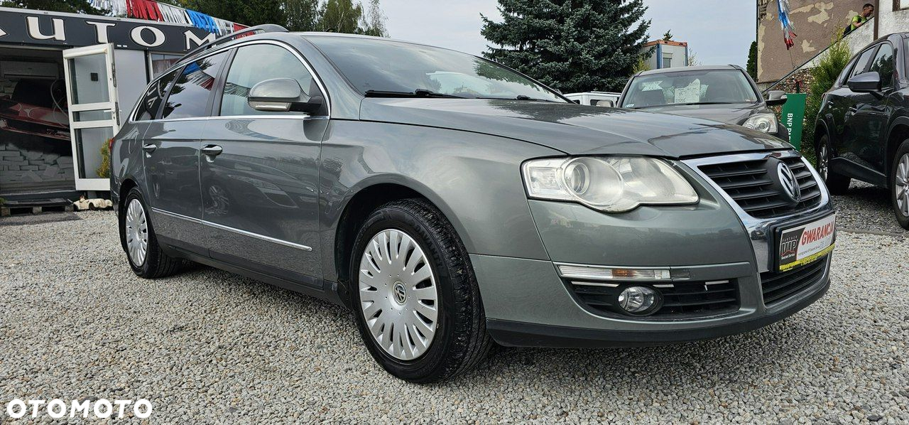 Volkswagen Passat - 35