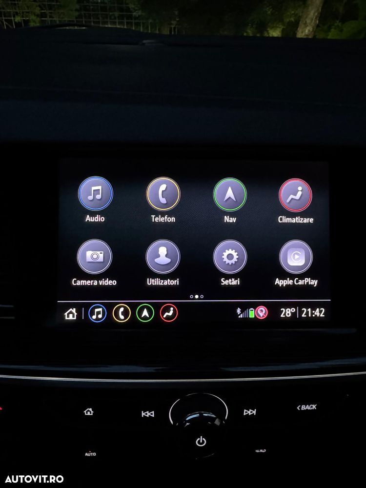 Opel Insignia - 18