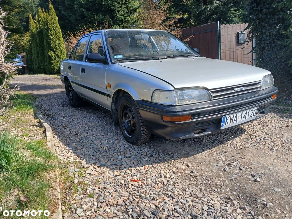 Toyota Corolla 1.8D L - 4
