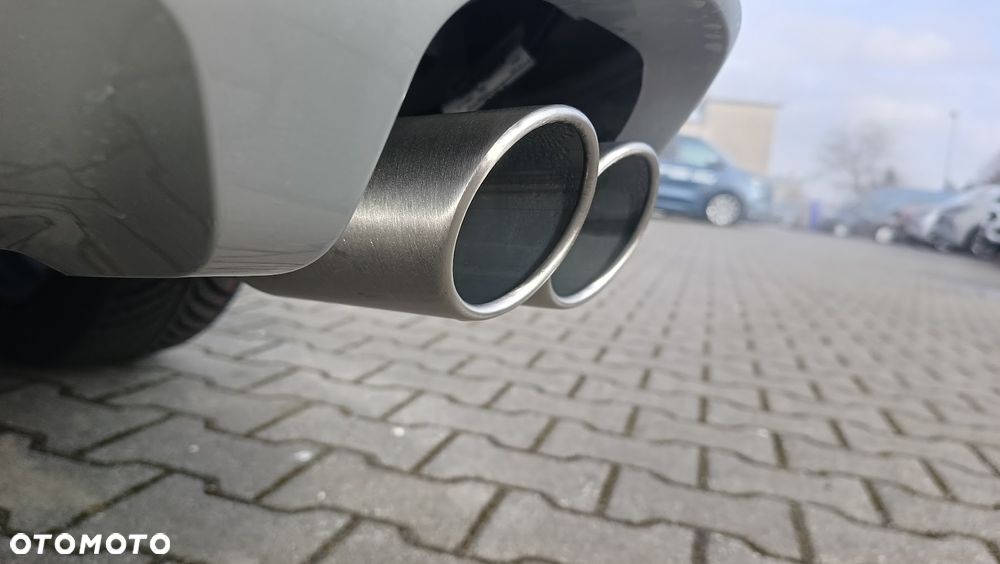 Ford Focus 1.0 EcoBoost ST-Line X - 27