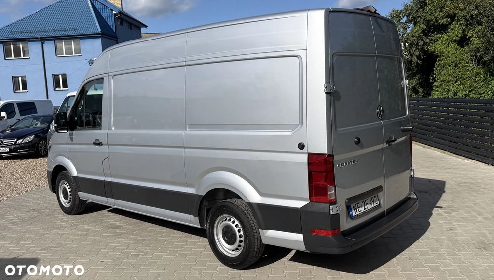 Volkswagen CRAFTER L2H2 Model 2021r WZMOCNIONY VAN 3 osobowy Silnik 2.0TDI 140KM bez BiTurbo! Euro6, Duża ładowność 1.2t, DMC:3.5t, Homologacja VAT-1 Zabudowa paki BOTT, Bogate wyposażenie! OPONY Jak nowe, Fabryczne ogrzewanie oraz wentylacja pojazdu ze zdalnym sterowaniem OEM Eberspacher Airtronic M2 3,5kW, Android Auto, Apple CarPlay, Parktroniki, Kamera, Nawigacja, Drzwi tył 270' Fotel pilot pneumatyczny z masażem! - 14