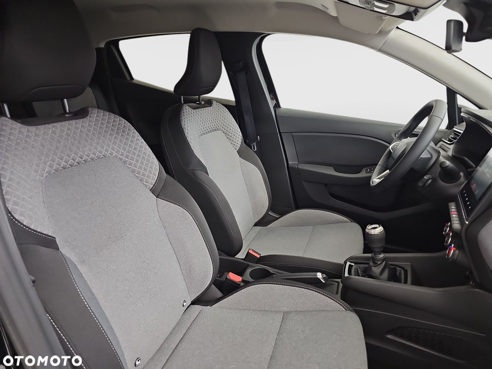 Renault Clio 1.0 TCe Evolution - 20