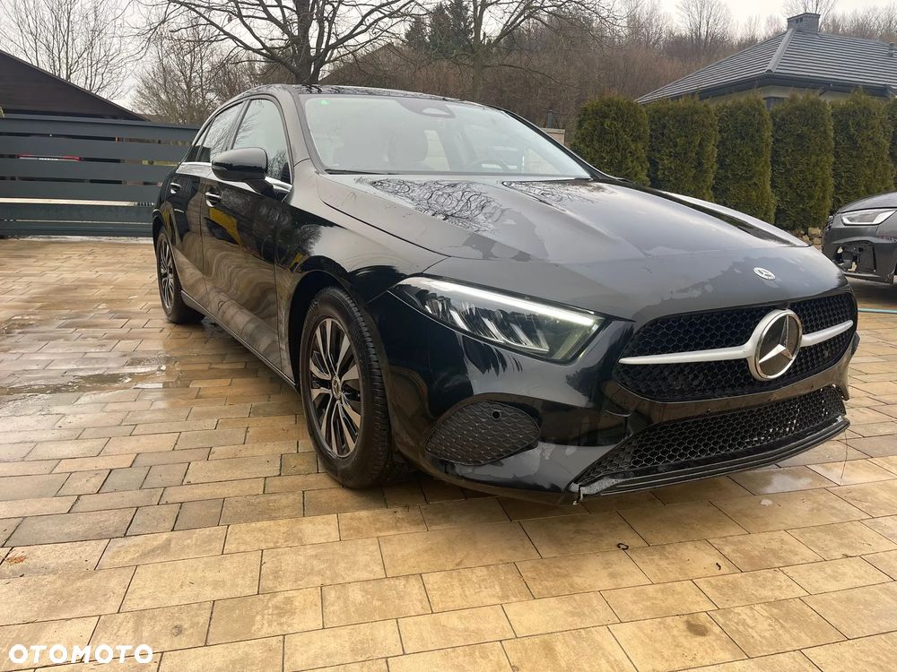Mercedes-Benz Klasa A 180 d Progressive 8G-DCT - 2